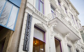 Quentin Zoo hotel