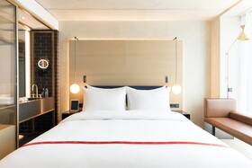 Ruby Emma Hotel & Bar