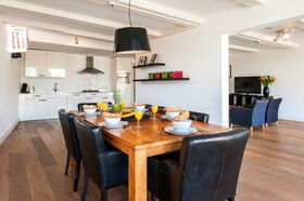 Amsterdam Centre Harbour Apartments