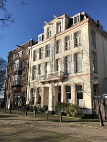 Spinoza Suites