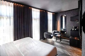 The Highlander Hotel