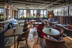 The Highlander Hotel