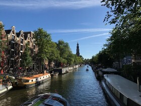 The Pavilions Amsterdam, The Toren
