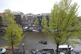 The Pavilions Amsterdam, The Toren
