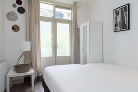 Urban Apartments Gerard Dou