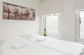 Urban Apartments Gerard Dou