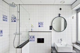 Urban Lodge Hotel
