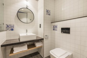 Urban Lodge Hotel