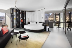 W Amsterdam