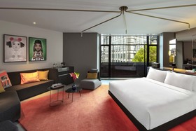 W Amsterdam