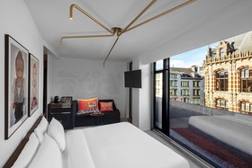 W Amsterdam