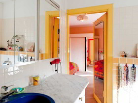 Xaviera Hollanders ''Happy House Bed & Breakfast''