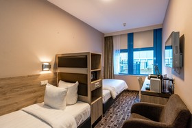 XO Hotels Blue Square