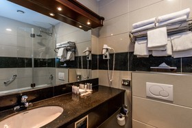 XO Hotels Blue Square