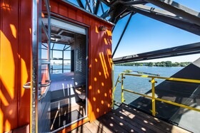 YAYS Amsterdam The Crane by Numa