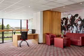 Amedia Amsterdam Airport, Trademark Collection by Wyndham