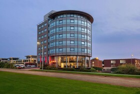 Amedia Amsterdam Airport, Trademark Collection by Wyndham