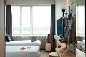 Moxy Amsterdam Schiphol Airport