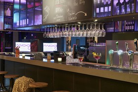 Moxy Amsterdam Schiphol Airport