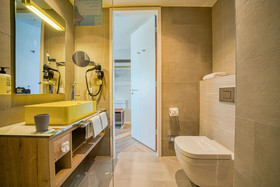 Vienna House Easy by Wyndham Amsterdam Airport