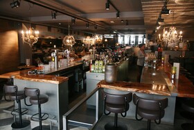 Manzo Suites
