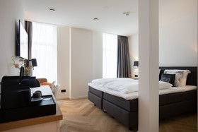 Snoozz Hotels