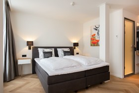 Snoozz Hotels