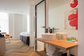 Snoozz Hotels