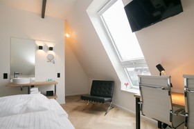 Snoozz Hotels