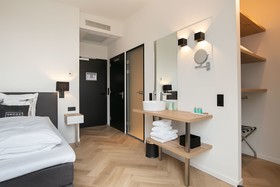 Snoozz Hotels