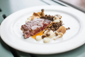 Hotel Cafe Restaurant 't Raedhus