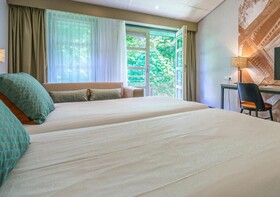 Parkhotel Tjaarda