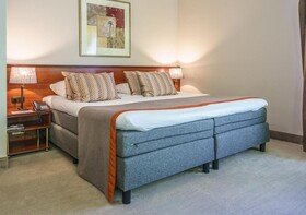 Parkhotel Tjaarda