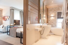 Parkhotel Tjaarda