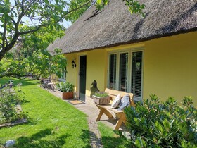 B&B The Yellow Cottage
