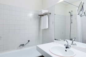 NH Arnhem Rijnhotel