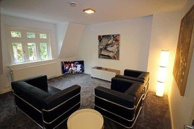 Aparthotel Kronenburgerpark