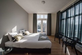 Flonk Hotel Groningen Centre, BW Signature Collection