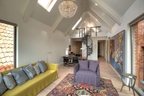 Hotel Miss Blanche Short Stay Suites & Apartments