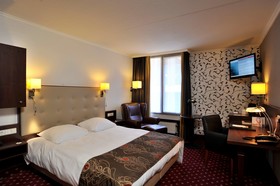 Golden Tulip Central