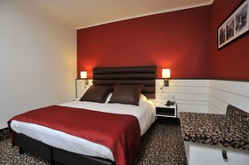 Golden Tulip Central