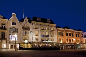 Golden Tulip Central