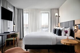 Renaissance Amsterdam Schiphol Airport Hotel