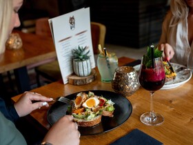 Wolf Hotel Kitchen & Bar