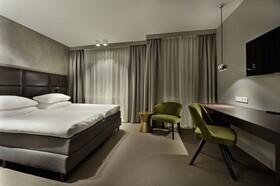 Amsterdam Forest Hotel