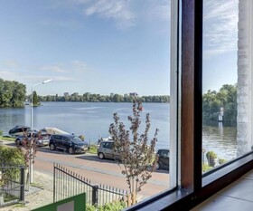 Amsterdam Lake Hotel