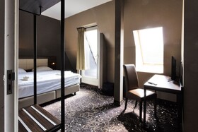 Amsterdam Lake Hotel