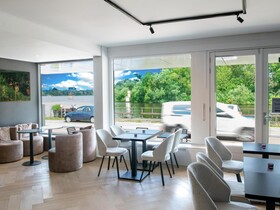 Amsterdam Lake Hotel