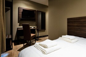 Amsterdam Lake Hotel