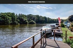 Amsterdam Lake Hotel